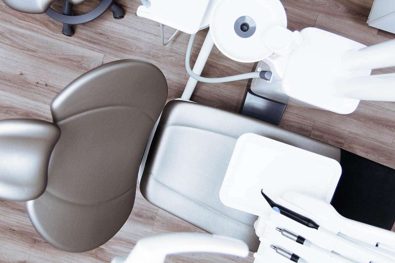 dentist-2589771_1280